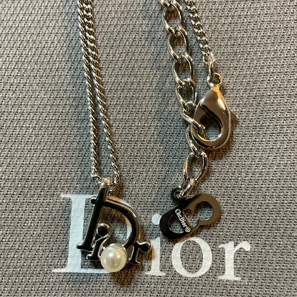 Dior Jewelry - Christian Dior Necklace Logo Silver Monogram Pearl Bead Chain